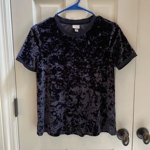 Ladies XS Navy blue crushed velvet top.